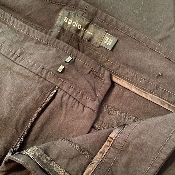 Studio by Torrid Women's Classic Black Trousers. Size 16R. - Picture 4 of 5